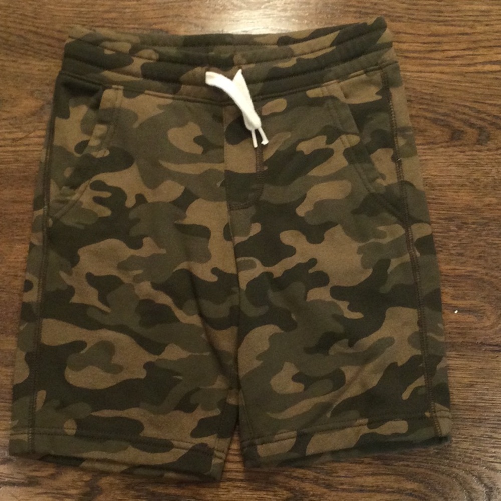 Old Navy Camo Jogger Shorts